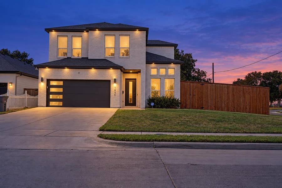 Property photo for 1846 McBroom Street, Dallas, TX