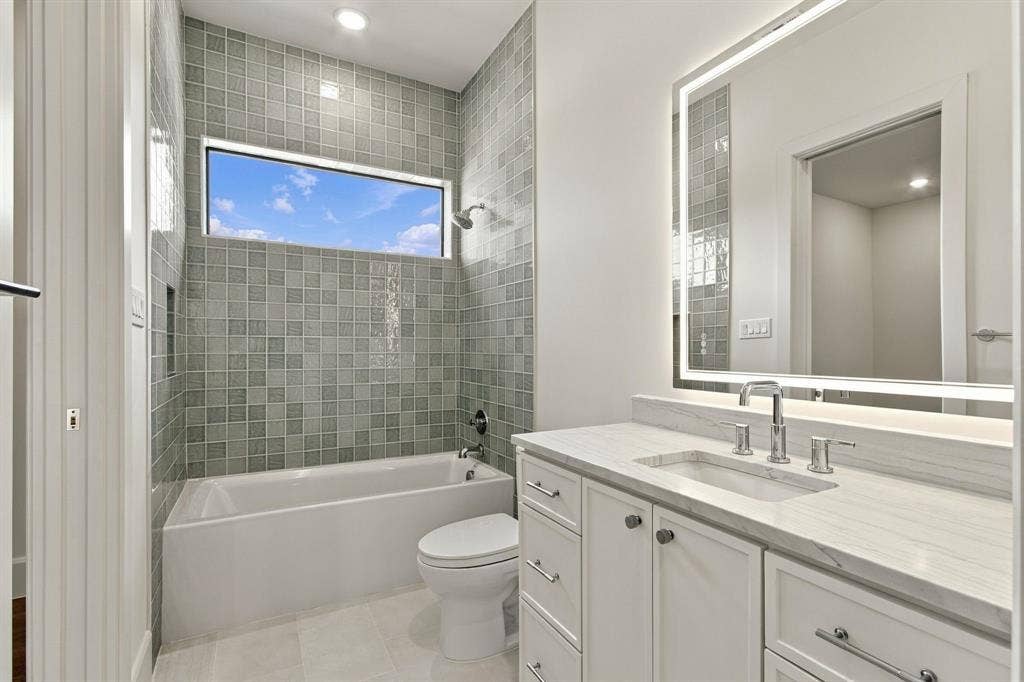 7330 Casa Loma Avenue, Dallas, TX 75214 7330 Casa Loma Avenue, Dallas, TX 75214