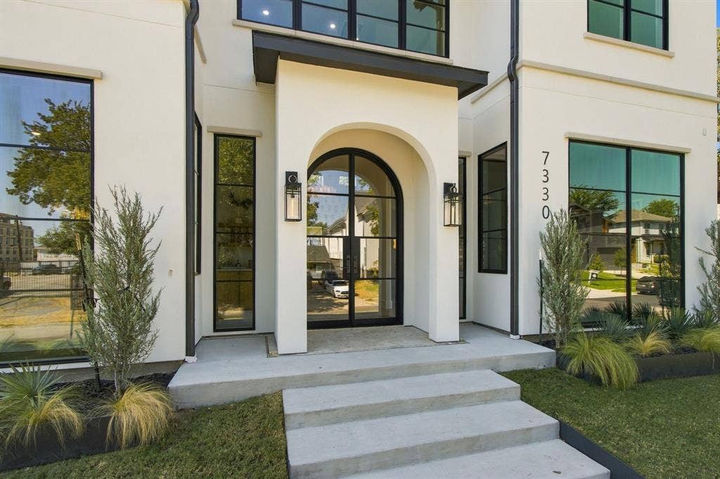 7330 Casa Loma Avenue, Dallas, TX 75214 7330 Casa Loma Avenue, Dallas, TX 75214