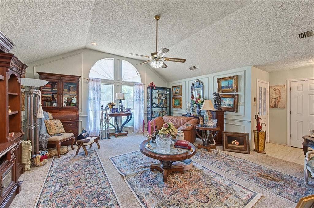 1300 Oak Harbor Boulevard, Azle, TX 76020 1300 Oak Harbor Boulevard, Azle, TX 76020
