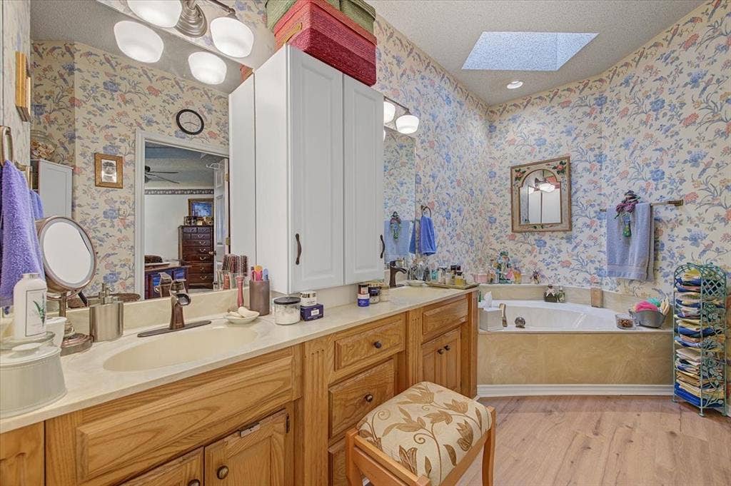 1300 Oak Harbor Boulevard, Azle, TX 76020 1300 Oak Harbor Boulevard, Azle, TX 76020