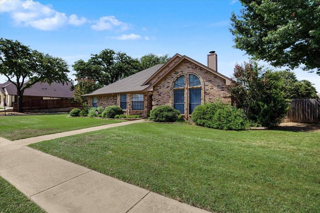 1300 Oak Harbor Boulevard, Azle, TX 76020 1300 Oak Harbor Boulevard, Azle, TX 76020