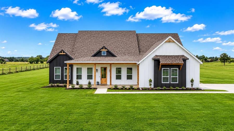 Property photo for 4318 County Road 1088, Celeste, TX