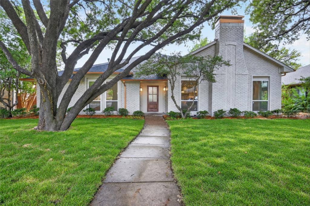 9754 Burleson Drive, Dallas, TX 75243 9754 Burleson Drive, Dallas, TX 75243