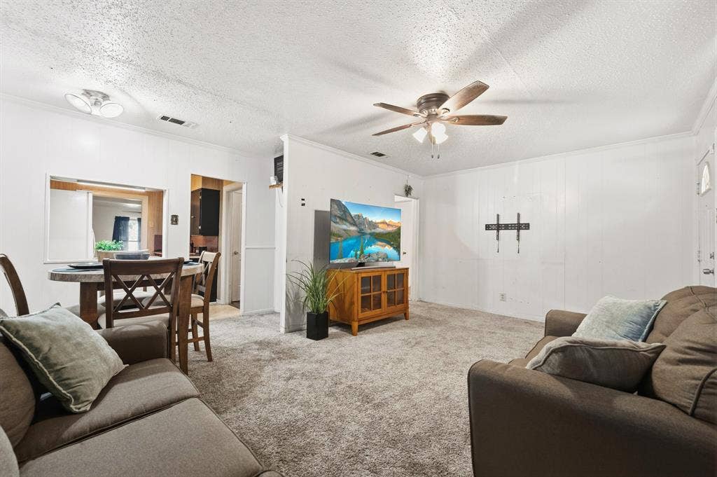 129 Victory Drive, Beverly Hills, TX 76711 129 Victory Drive, Beverly Hills, TX 76711