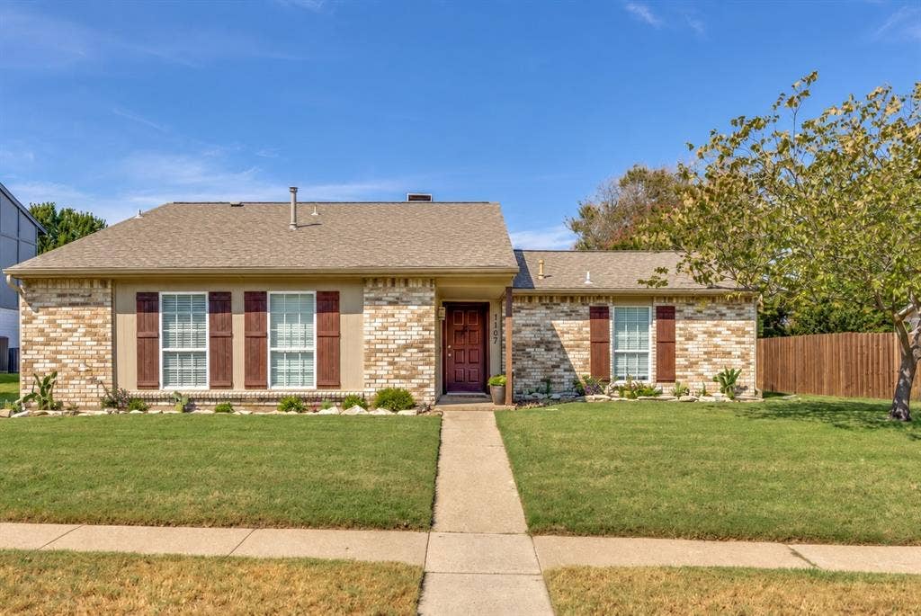 1107 Elk Grove Drive, Richardson, TX 75081 1107 Elk Grove Drive, Richardson, TX 75081
