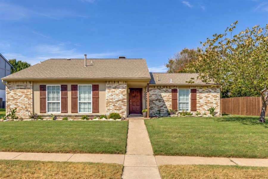 Property photo for 1107 Elk Grove Drive, Richardson, TX
