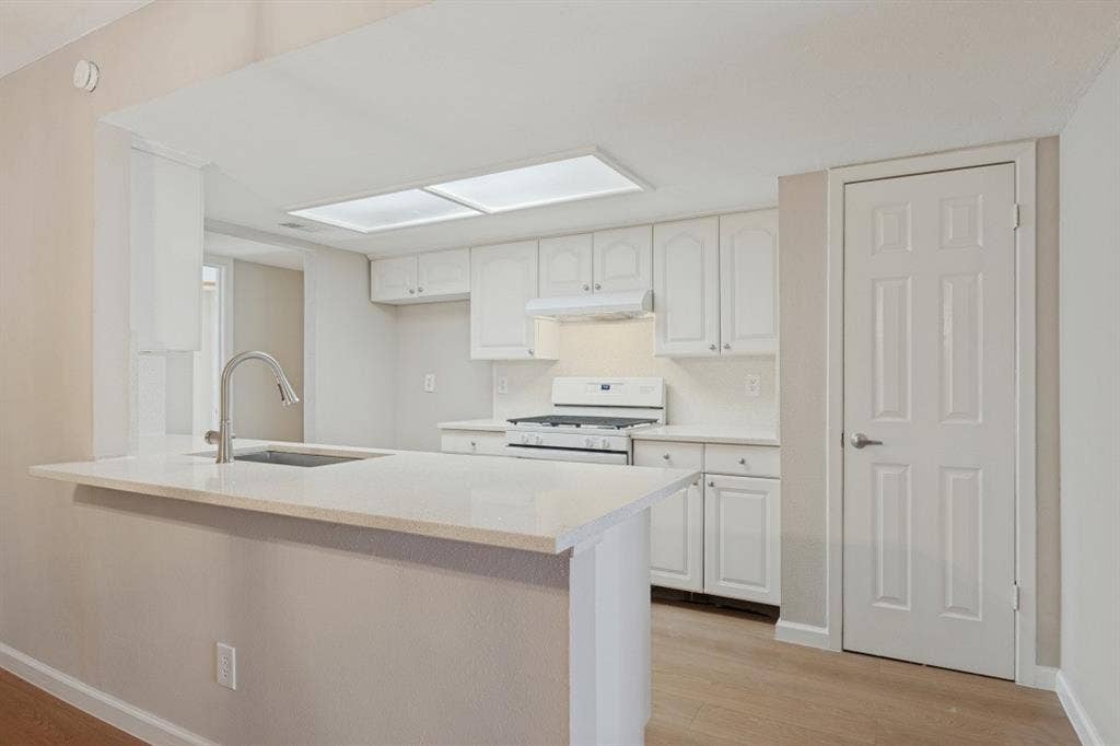 1107 Elk Grove Drive, Richardson, TX 75081 1107 Elk Grove Drive, Richardson, TX 75081