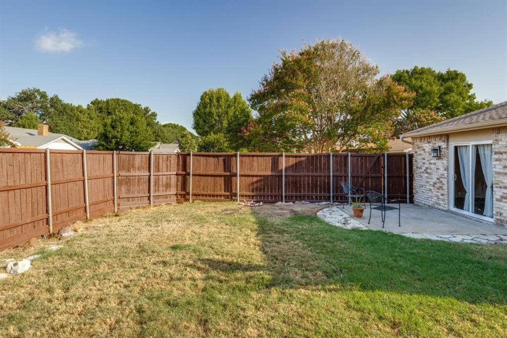1107 Elk Grove Drive, Richardson, TX 75081 1107 Elk Grove Drive, Richardson, TX 75081