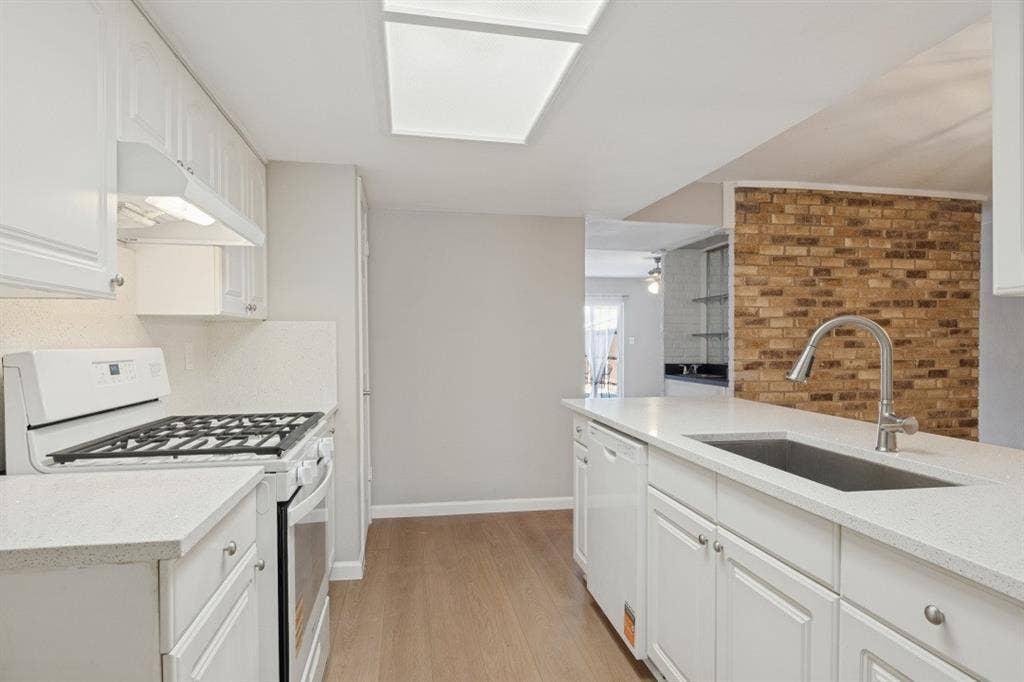 1107 Elk Grove Drive, Richardson, TX 75081 1107 Elk Grove Drive, Richardson, TX 75081