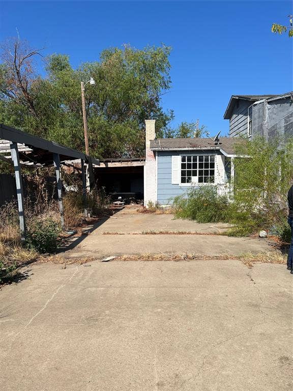 Property photo for 1279 Willow Lane, Denton, TX