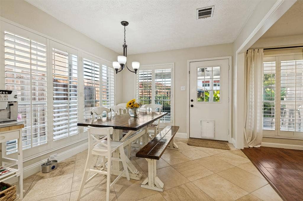 1803 Weanne Drive, Richardson, TX 75082 1803 Weanne Drive, Richardson, TX 75082