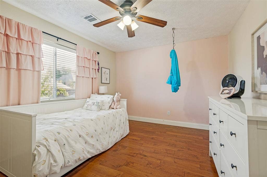 1803 Weanne Drive, Richardson, TX 75082 1803 Weanne Drive, Richardson, TX 75082