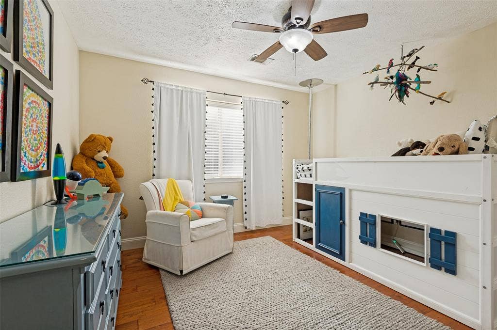 1803 Weanne Drive, Richardson, TX 75082 1803 Weanne Drive, Richardson, TX 75082