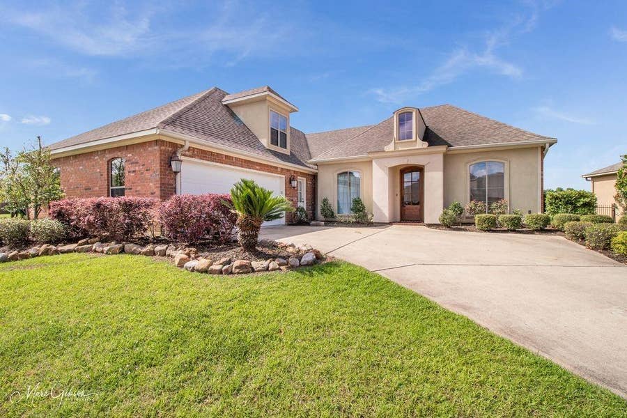 Property photo for 230 Macey Lane, Bossier City, LA