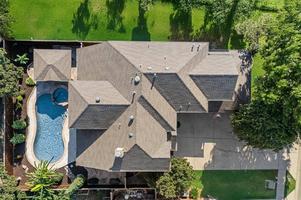 2501 Kentmere Lane, McKinney, TX 75072 2501 Kentmere Lane, McKinney, TX 75072