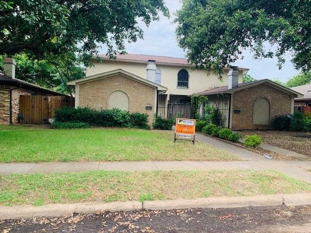 Property photo for 1221 Willow Wood Court, Irving, TX
