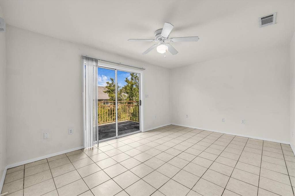 1500 Lake Shore Drive, #206, Waco, TX 76708