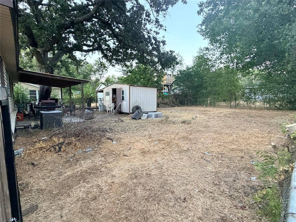 607 N Norma Drive, Lacy Lakeview, TX 76705 607 N Norma Drive, Lacy Lakeview, TX 76705