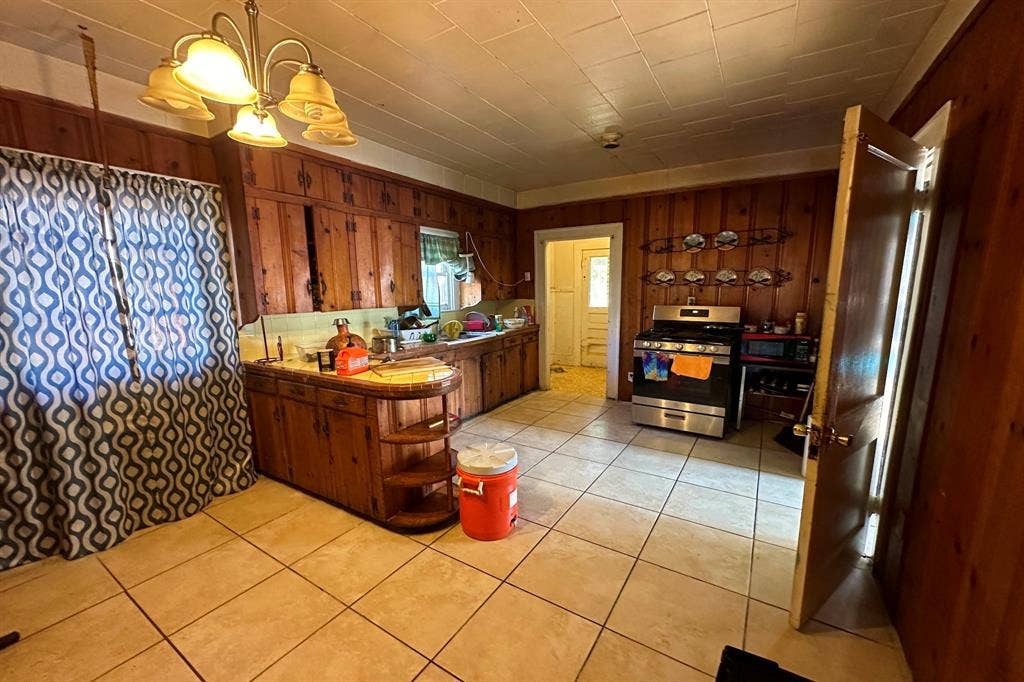 Large Kitchen