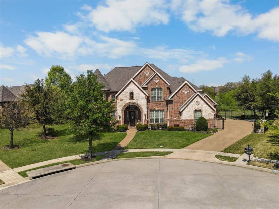 Property photo for 2109 Boulder Court, Southlake, TX