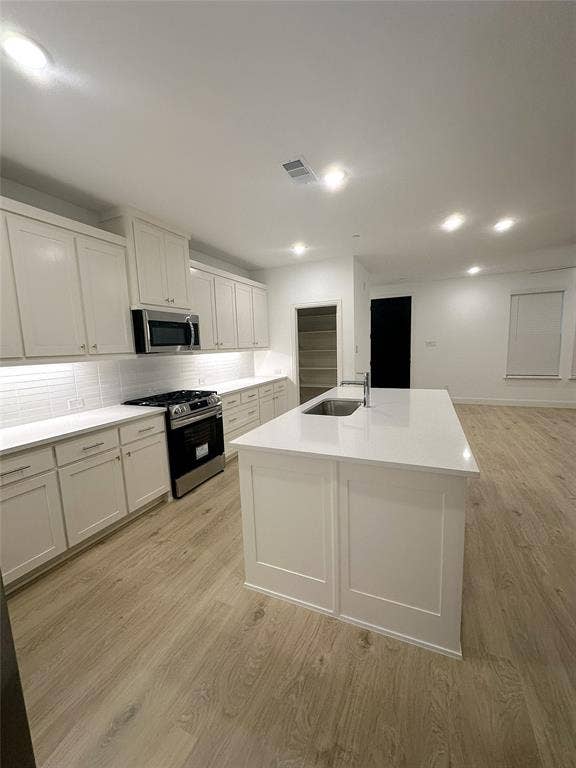 8924 Scarp Hill Lane, Frisco, TX 75035 8924 Scarp Hill Lane, Frisco, TX 75035