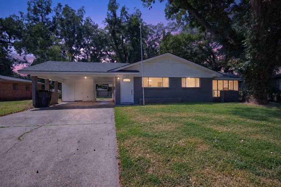 Property photo for 3922 Parkway Drive, Bossier City, LA