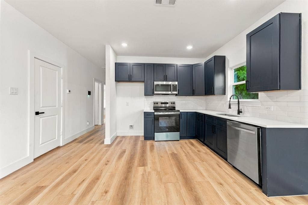 5263 Pennridge Lane, Dallas, TX 75241 5263 Pennridge Lane, Dallas, TX 75241