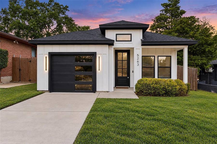 Property photo for 5263 Pennridge Lane, Dallas, TX