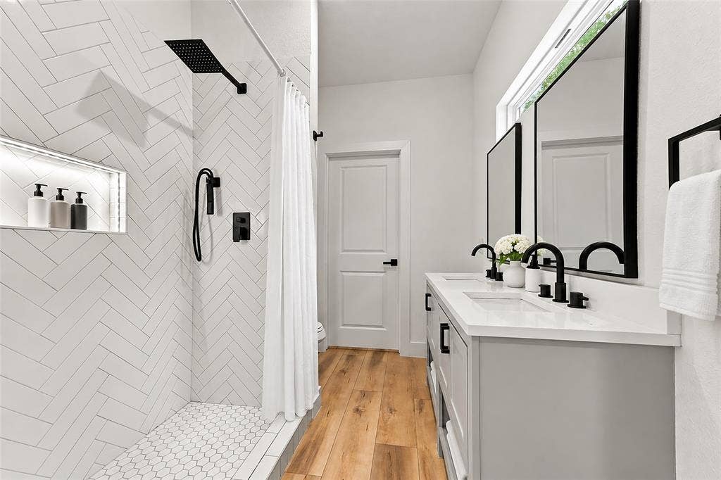 5263 Pennridge Lane, Dallas, TX 75241 virtually staged