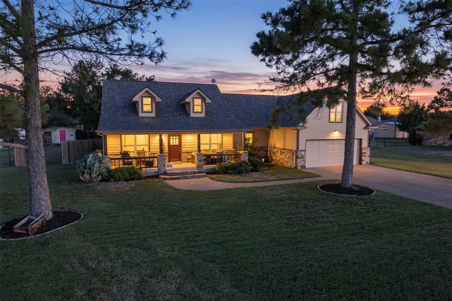 Property photo for 207 Dennis Road, Lipan, TX