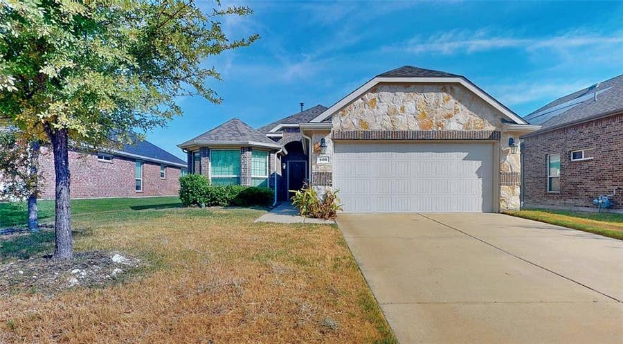 Property photo for 403 Cowboy Way, Anna, TX