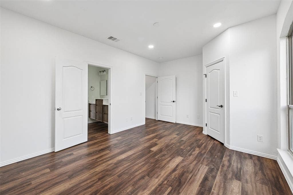 6620 Montgomery Road, Midlothian, TX 76065