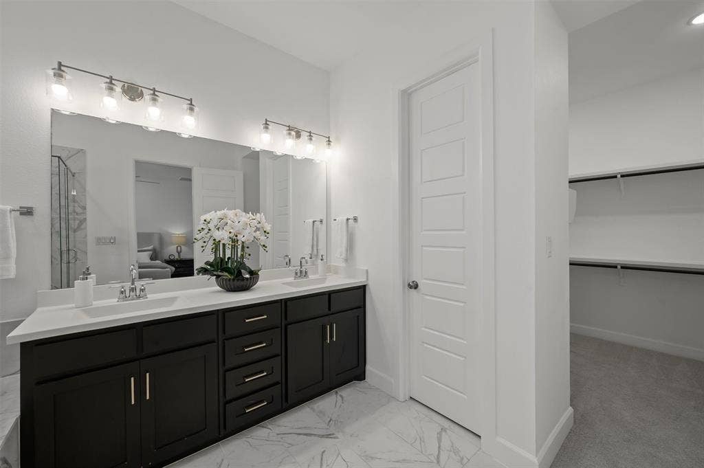 1047 Manacor Lane, Dallas, TX 75212 1047 Manacor Lane, Dallas, TX 75212