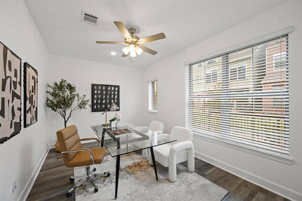 1047 Manacor Lane, Dallas, TX 75212 1047 Manacor Lane, Dallas, TX 75212