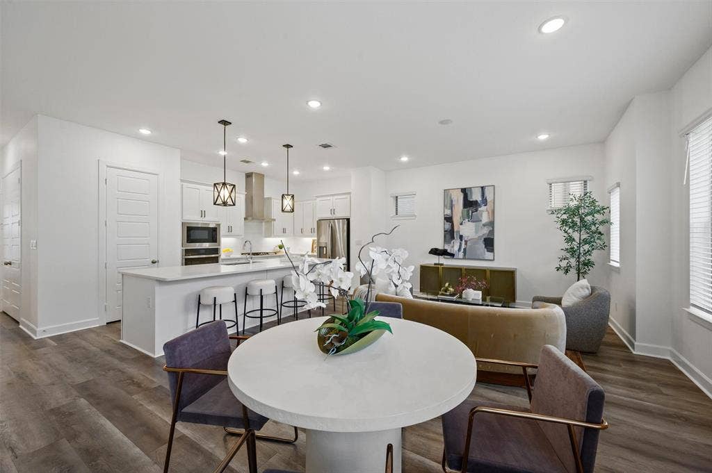 1047 Manacor Lane, Dallas, TX 75212 1047 Manacor Lane, Dallas, TX 75212