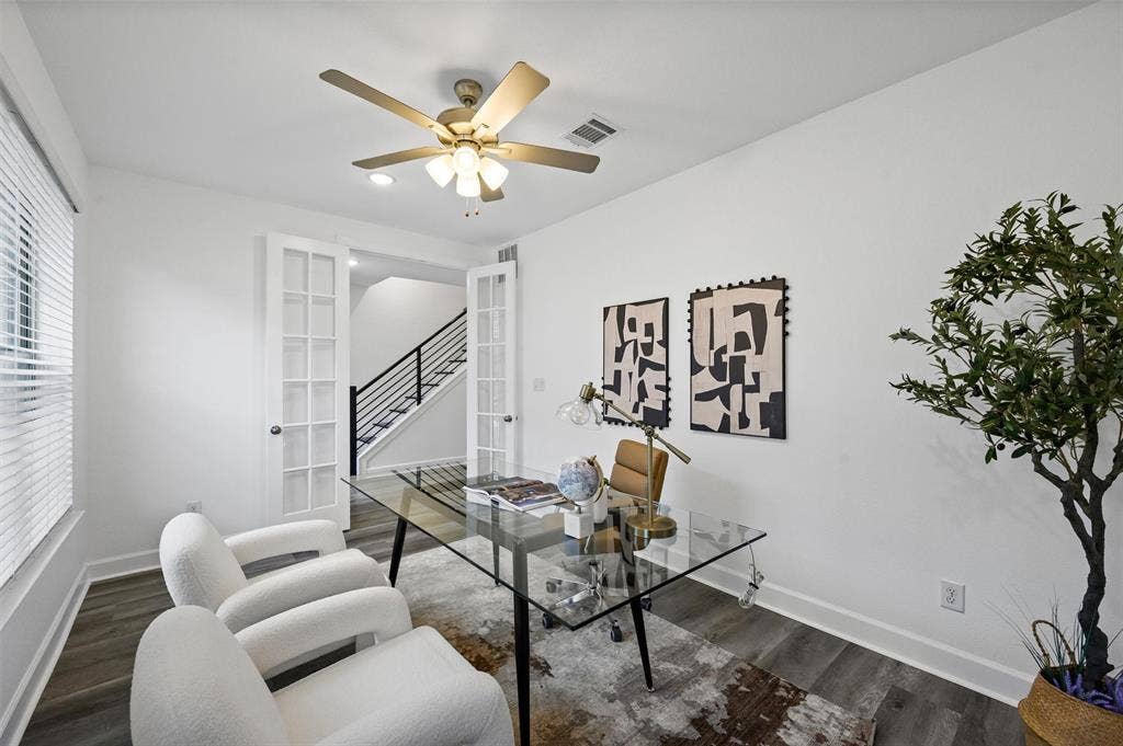 1047 Manacor Lane, Dallas, TX 75212 1047 Manacor Lane, Dallas, TX 75212