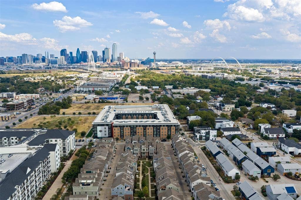 1047 Manacor Lane, Dallas, TX 75212 1047 Manacor Lane, Dallas, TX 75212