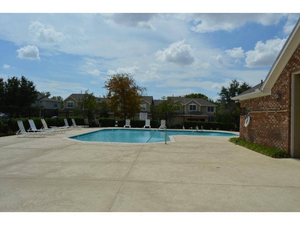8605 Brunswick Drive, Plano, TX 75024 8605 Brunswick Drive, Plano, TX 75024