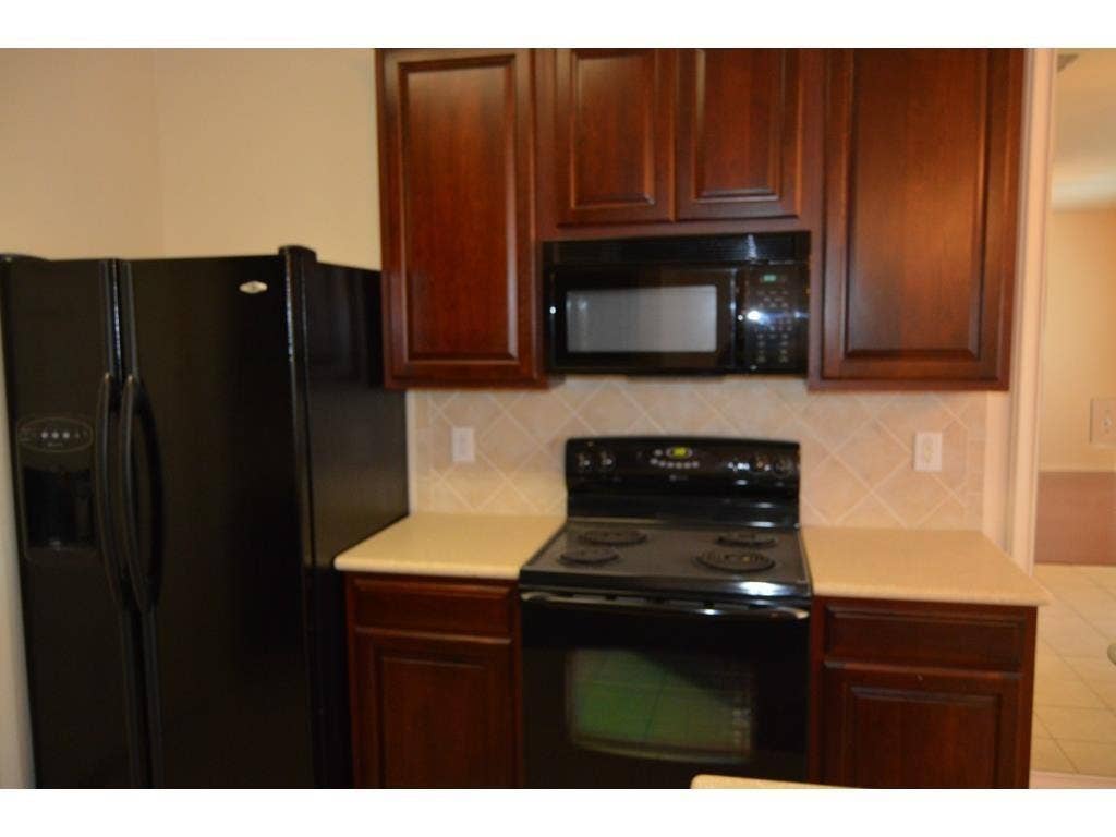 8605 Brunswick Drive, Plano, TX 75024 8605 Brunswick Drive, Plano, TX 75024
