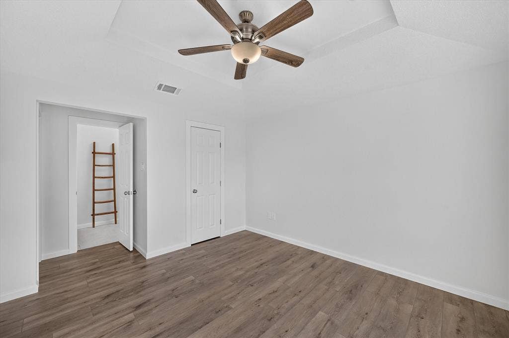 12 States Avenue, Midlothian, TX 76065 Additional angle of primary bedroom!