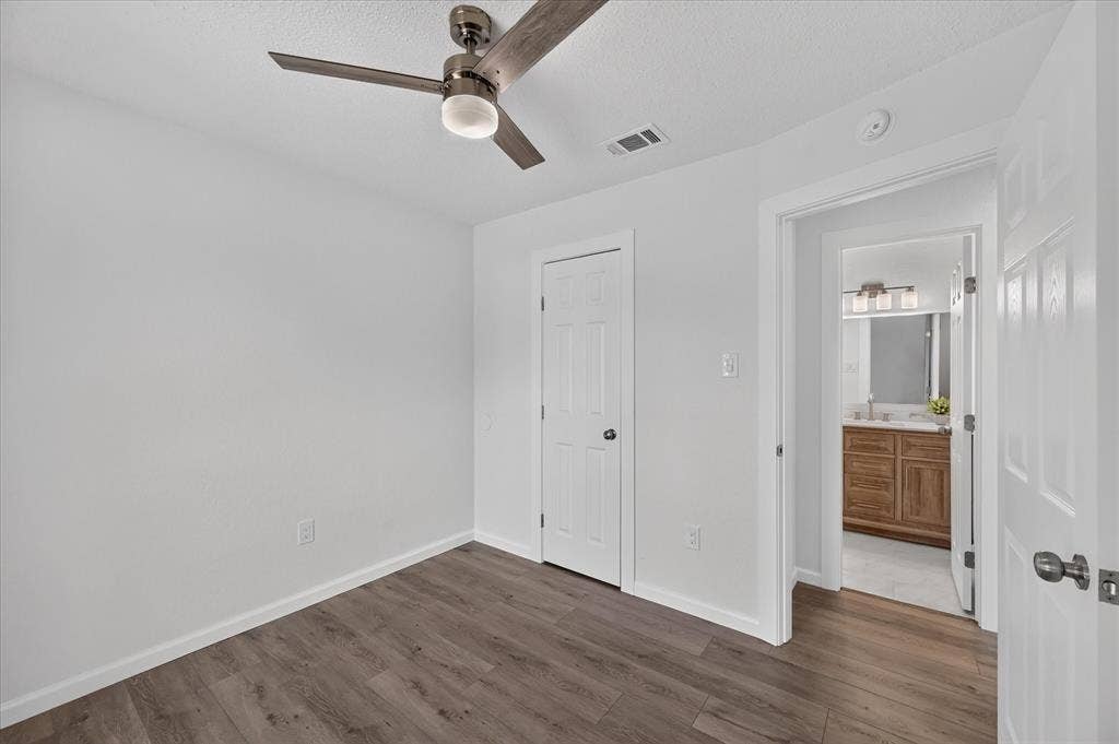 12 States Avenue, Midlothian, TX 76065 Second, secondary bedroom!