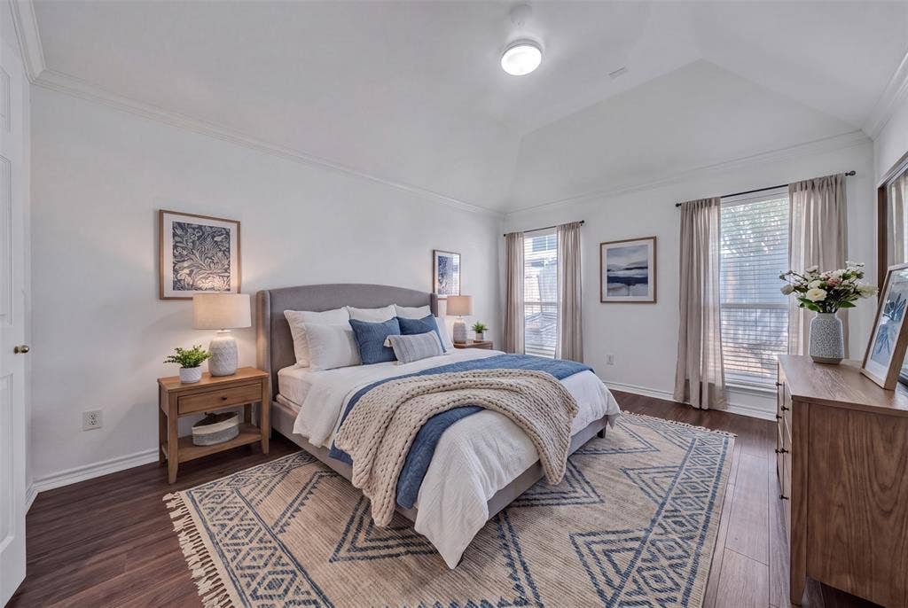 4533 Summerbrook Circle, Fort Worth, TX 76137