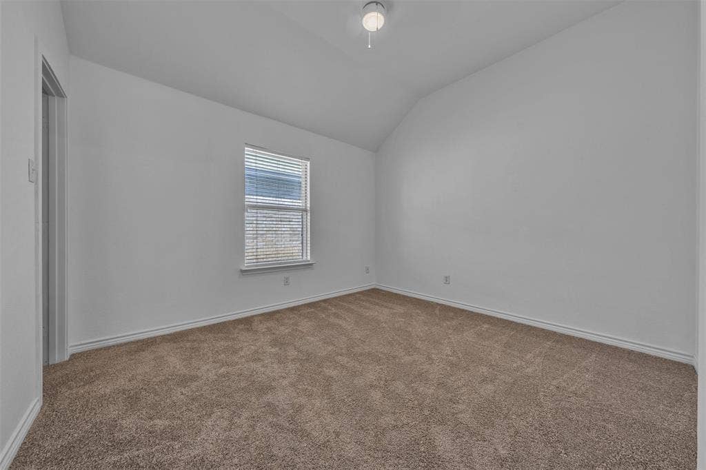 4533 Summerbrook Circle, Fort Worth, TX 76137