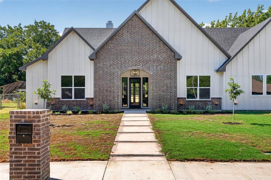 Property photo for 717 Easley Street, White Settlement, TX