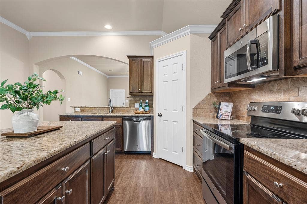 905 Heston Circle, Robinson, TX 76706 905 Heston Circle, Robinson, TX 76706