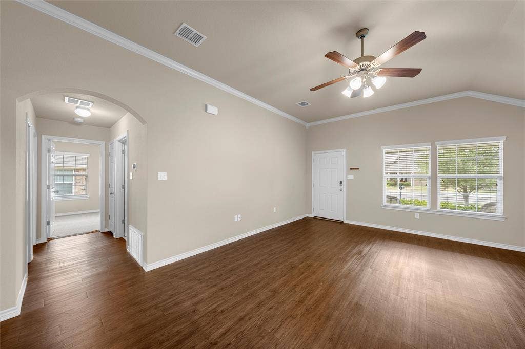 905 Heston Circle, Robinson, TX 76706 905 Heston Circle, Robinson, TX 76706