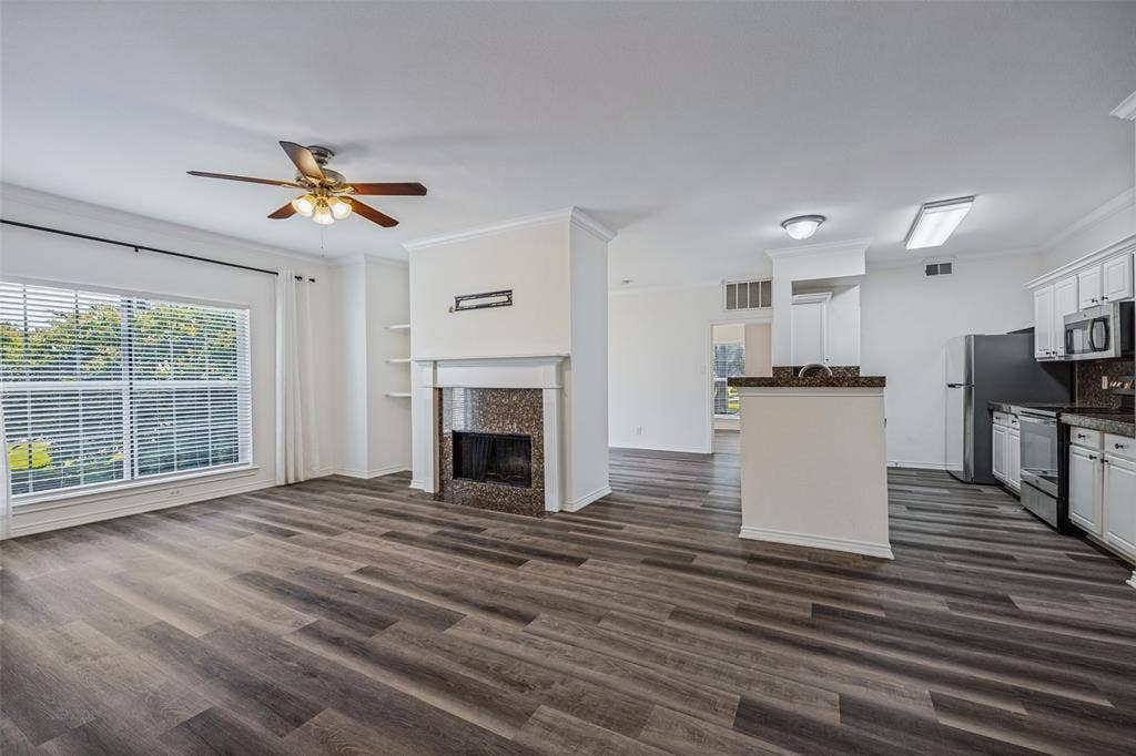 2524 Preston Road, #206, Plano, TX 75093