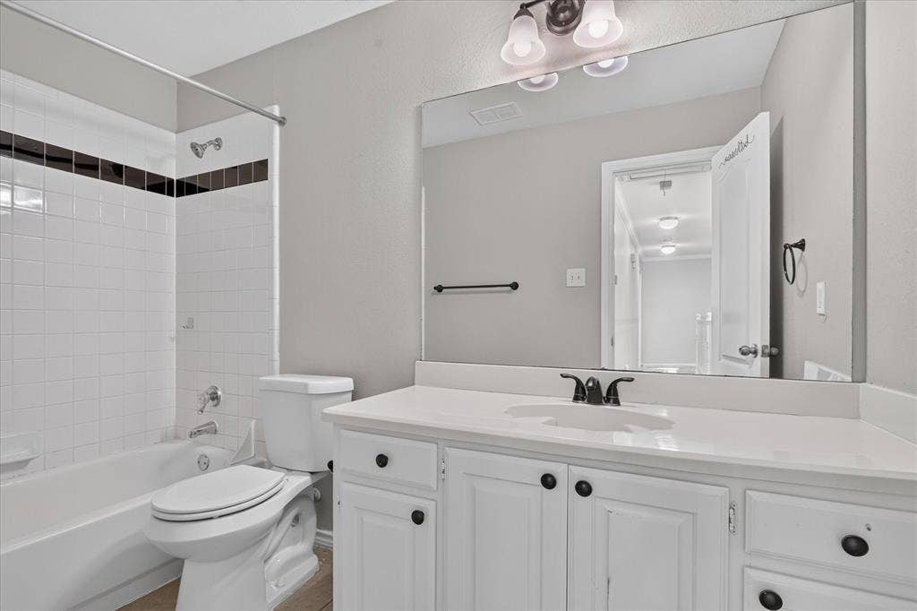 805 Sierra Lane, Flower Mound, TX 75028
