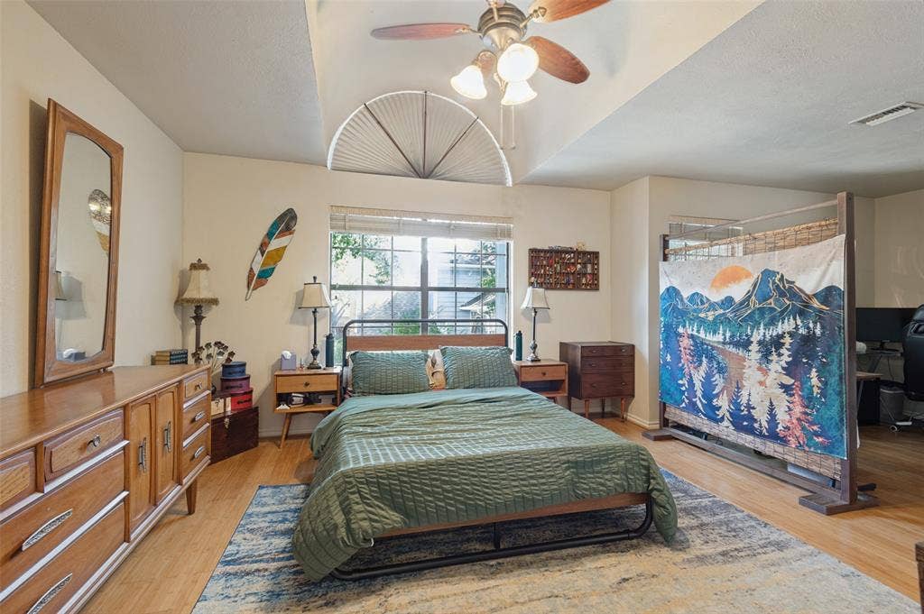 500 Saint Durney Court, Irving, TX 75038 500 Saint Durney Court, Irving, TX 75038